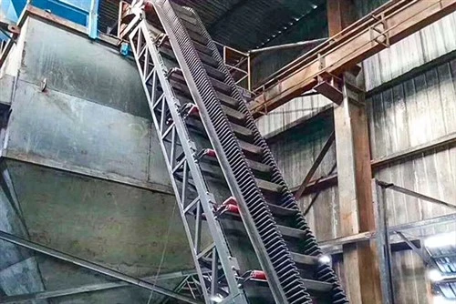کوئلہ، چونا پتھر، کھاد کے لیے کھڑا زاویہ سائیڈ وال بیلٹ کنویئر